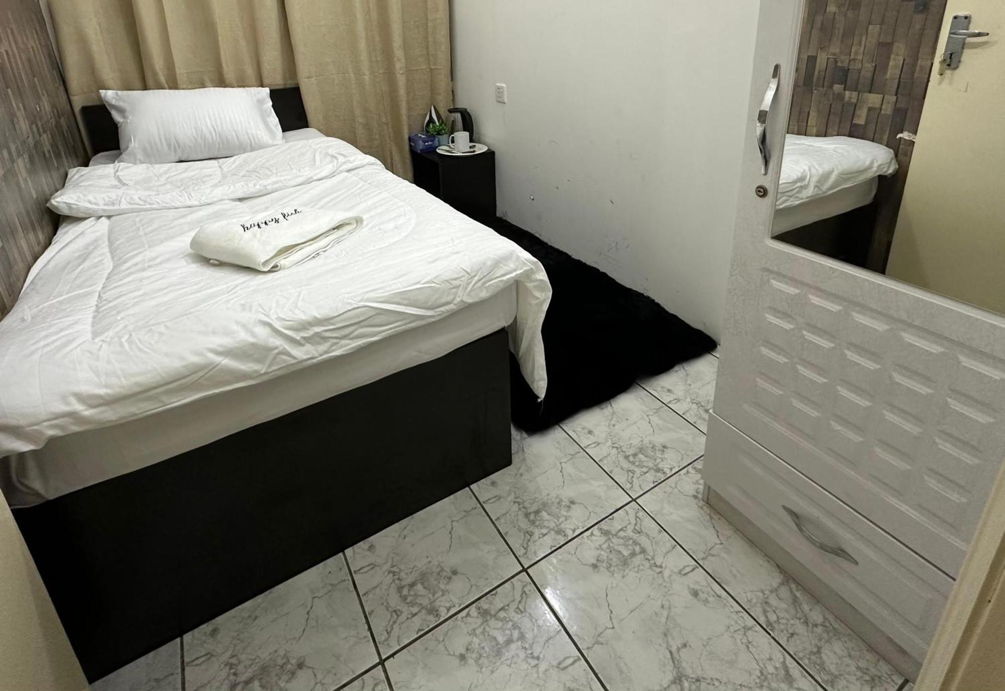 Hostel Phenomenal Sea View *